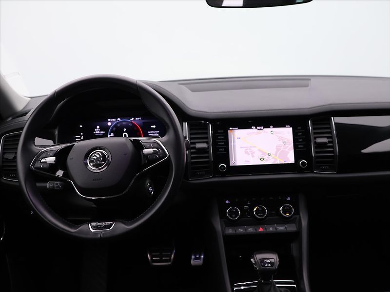 Škoda Kodiaq 2,0 TDI 147 kW L&K 4x4 DSG DPH - fotka 28 z 35