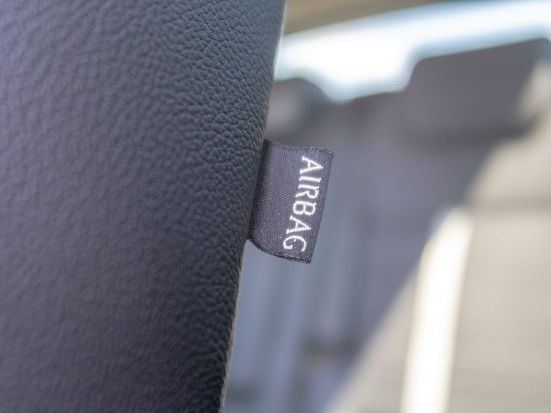 Ford Kuga (2012) 2.0D 103KW 4x4 TITAN – CARPLAY - fotka 32 z 47