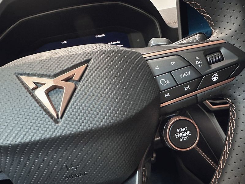 Cupra Formentor (2026) VZ 2.0 TSI 333k 4WD *HD MTRX*I - fotka 15 z 21