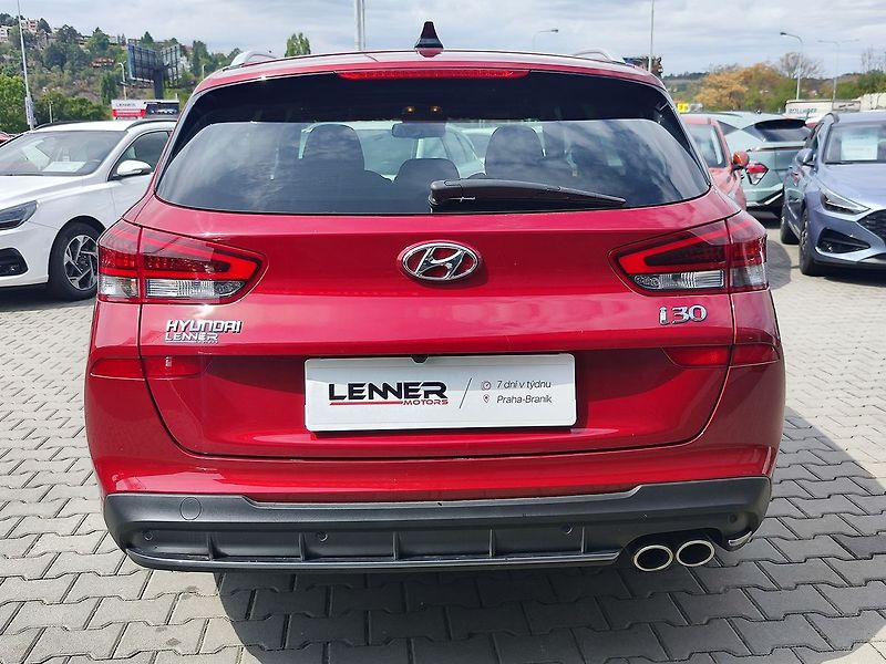 Hyundai i30 1.5 T-GDI/117kW N-Line DCT - fotka 6 z 32