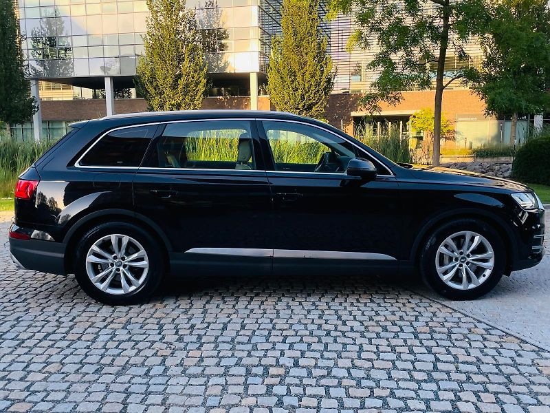 Audi Q7 3.0TDI AUT VÝHŘEV QUATTRO - fotka 11 z 54