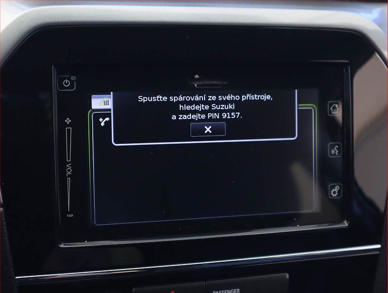 Suzuki Vitara (2015) 1.6 VVT, Tempomat - fotka 16 z 19