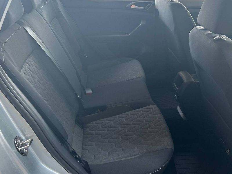 Volkswagen Ostatní (2025) 1.0 TSI People - fotka 23 z 27