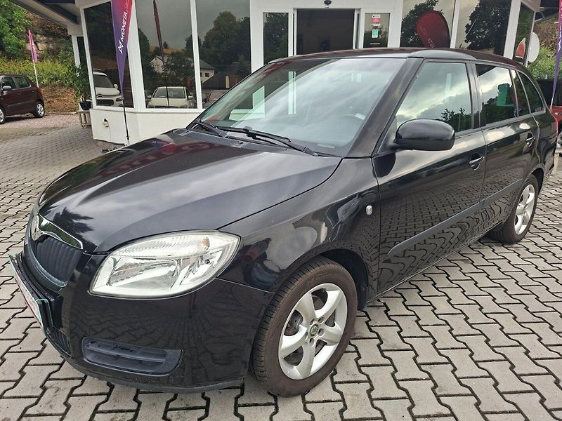 Škoda Fabia (2008) 1.4i 63kW -AUT.KLIMA-TEMPOMAT - fotka 4 z 30