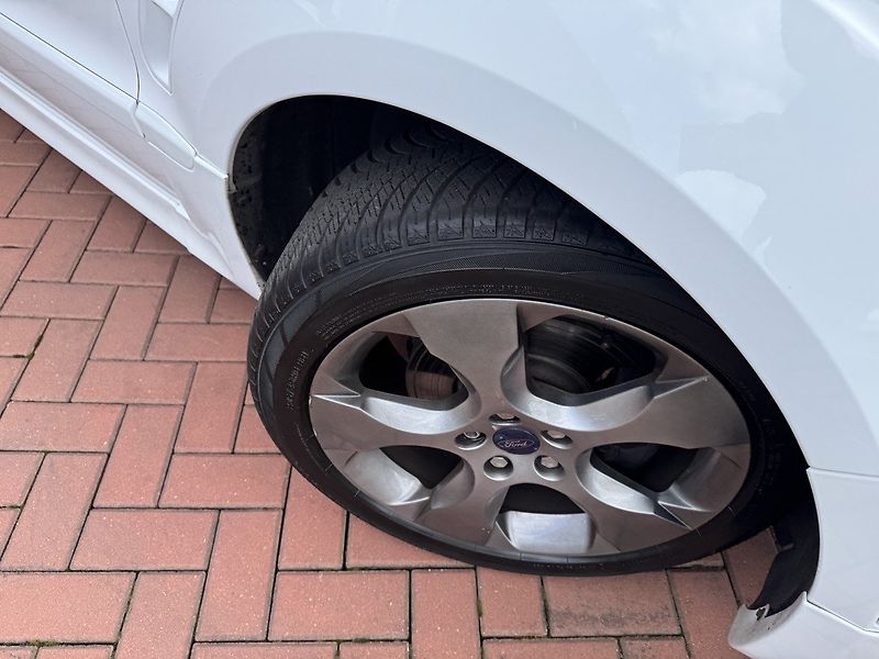 Ford S-MAX (2010) 2.0TDCi Digi Klima Tempomat - fotka 43 z 47