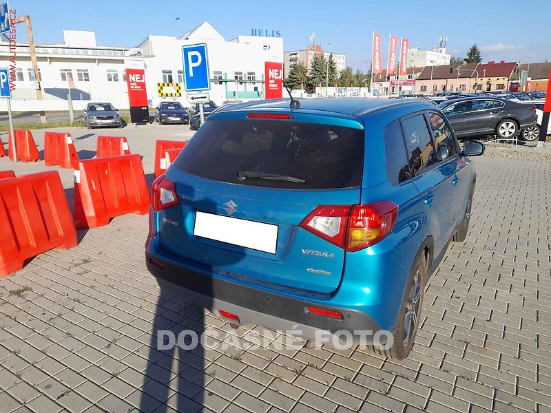 Suzuki Vitara (2017) 1.6 VVT 4x4, 1.maj,ČR, LED - fotka 2 z 3