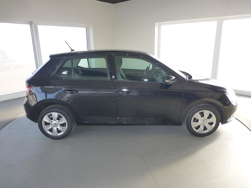 Škoda Fabia (2016) 1,2i-66KW*KLIMA**VYHŘ.SEDADLA* - fotka 4 z 22
