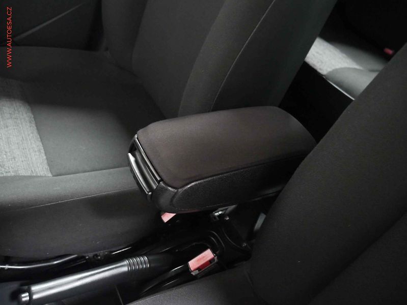 Dacia Duster (2011) 1.6i, ČR, STK3/28 - fotka 16 z 17