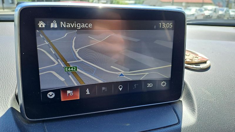 Mazda CX-3 2.0 Skyactiv NAVI - fotka 23 z 27