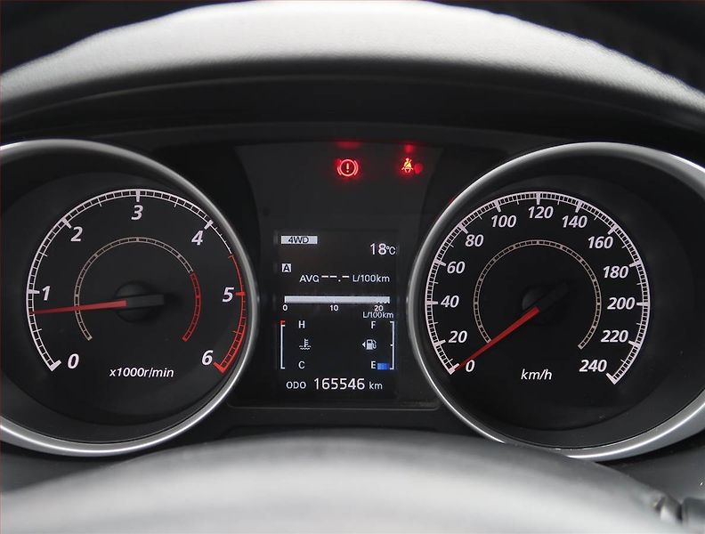 Mitsubishi ASX (2011) 1.8 DI-D MIVEC, 4X4 - fotka 11 z 18