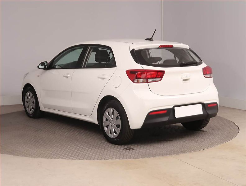 Kia Rio (2021) 1.2 DPI, ČR,1.maj - fotka 4 z 16