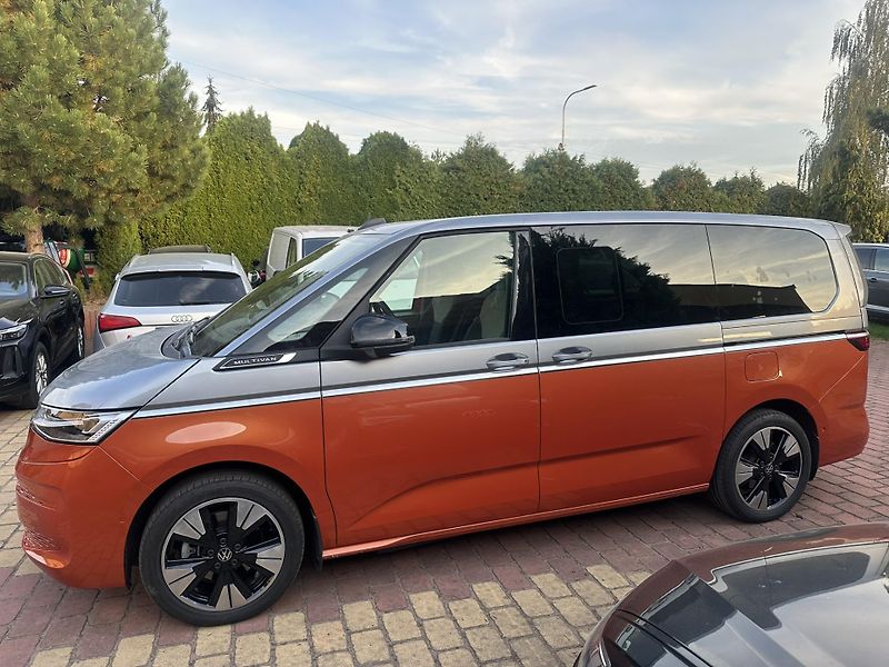 Volkswagen Multivan HIGHLINE, HEAD-UP, STYLE - fotka 8 z 28