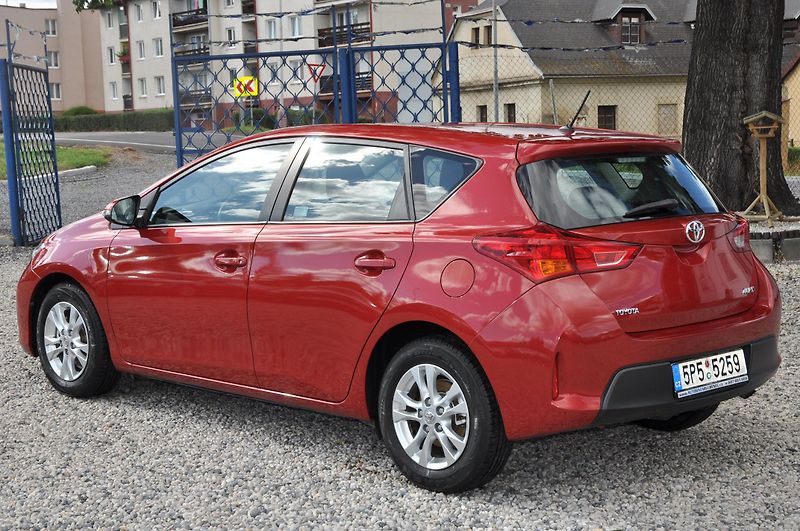 Toyota Auris 1.33VVT-i 73kW - fotka 4 z 11