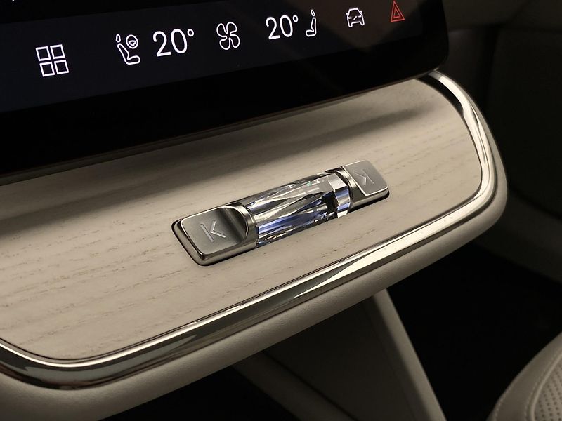 Volvo ES90 (2026) PURE ELECTRIC EXT.SINGLE ULTRA - fotka 37 z 69