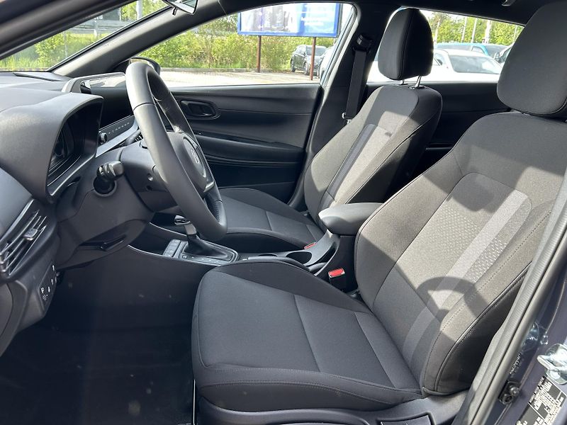 Hyundai i20 26 1,0 T-GDI DCT GO PLUS! 66kW - fotka 15 z 30