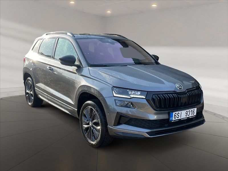 Škoda Karoq 1,5 TSI Sportline DSG - fotka 1 z 11