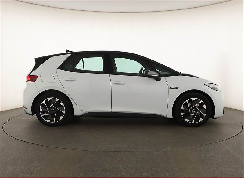 Volkswagen ID.3 (2020) 1st (62 kWh), SoH 89% - fotka 6 z 21