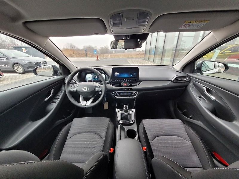 Hyundai i30 (2026) WG 1,0 T-GDI 85kW MT SMART - fotka 2 z 27