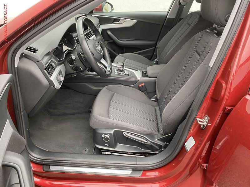 Audi A4 (2017) 2.0 TDi, AT, bixenon - fotka 9 z 20