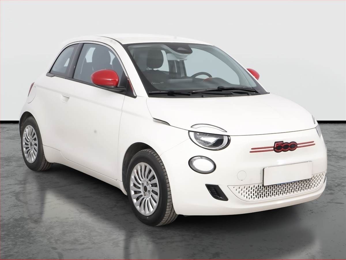 Fiat 500e 42 kWh, SoH 96%, Automat