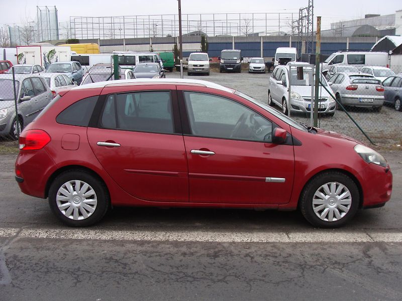 Renault Clio 1.5 DCi, 55 kW, klima, tažné - fotka 6 z 24