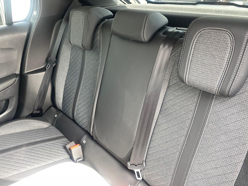 Peugeot 208 (2026) Allure 1,2 PureTech 100k Man6 - fotka 6 z 6