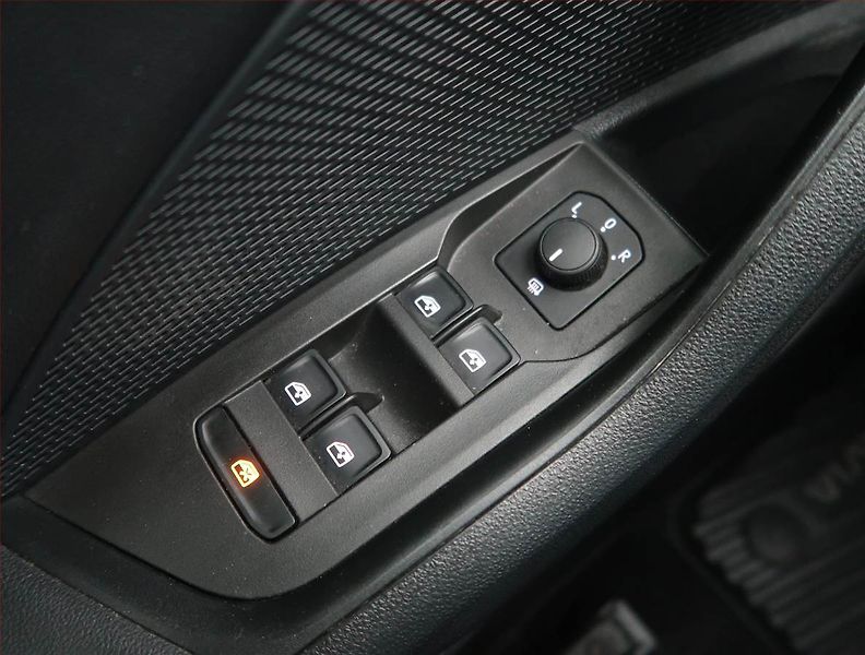 Škoda Octavia (2022) Ambition 2.0 TDI, ČR,1.maj - fotka 16 z 20
