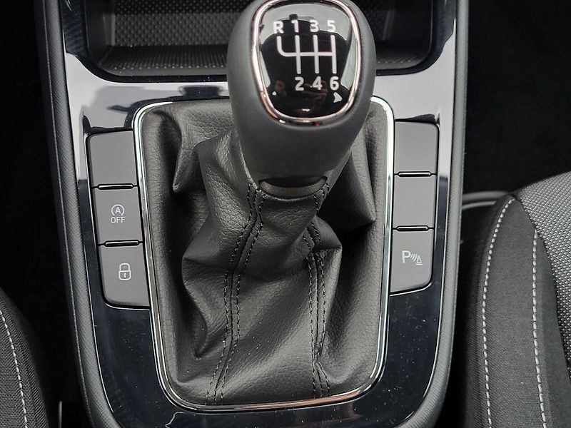 Škoda Fabia Classic 1,0TSI 85kW - fotka 25 z 27
