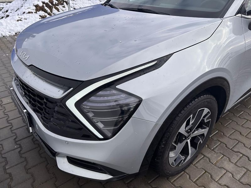 Kia Sportage 1.6 T-GDi MHEV DCT AWD TOP Evo - fotka 29 z 30