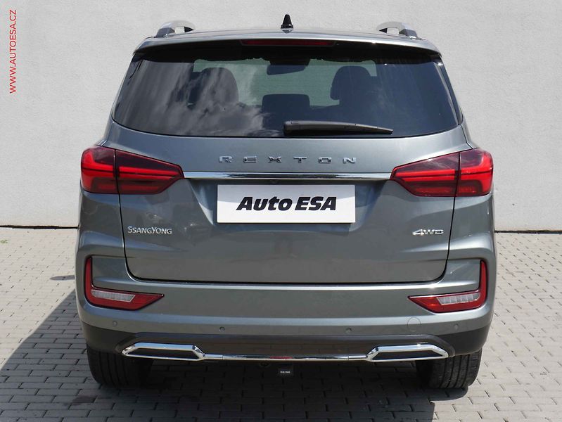 SsangYong Rexton (2022) 2.2 e-XDi 4x4, ČR, AT, LED - fotka 5 z 25