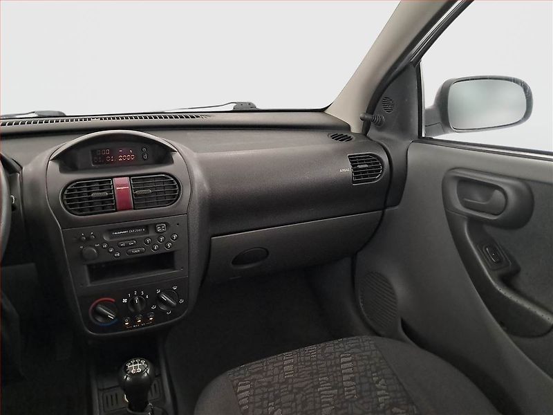 Opel Corsa (2001) 1.0, nová STK, Klima - fotka 7 z 13