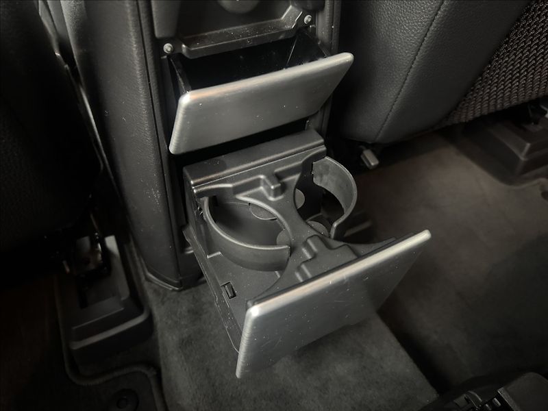 Volvo XC90 3,2 4X4 7-MÍST KŮŽE SENZORY ČR - fotka 31 z 38