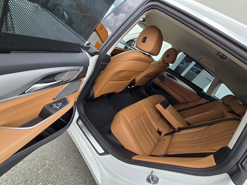 BMW Řada 6 620d GT MAX VÝBAVA -DPH - fotka 25 z 50