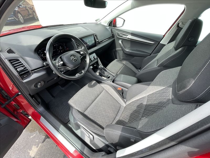 Škoda Karoq 2,0 TDI DSG Style NAVI+ACC - fotka 5 z 23
