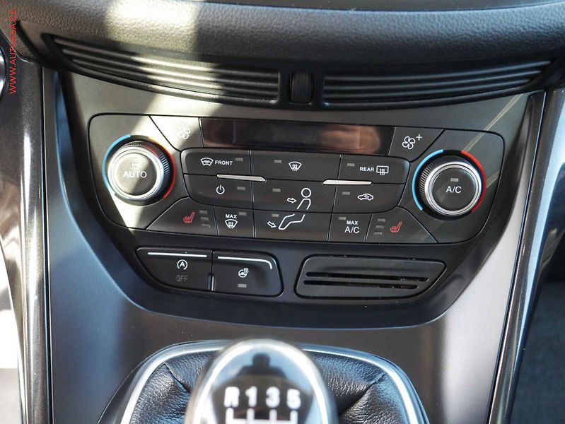 Ford Kuga (2018) 1.5 EB, ČR, Navigace - fotka 13 z 16