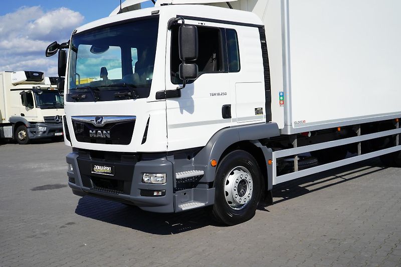 MAN TGM (2021) 18.250 / EURO 6 / CHŁODNIA + W - fotka 23 z 45