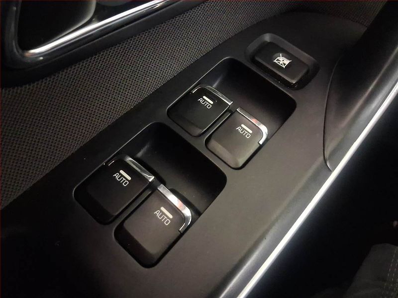 Kia Ceed (2017) 1.6 GDI, Serv.kniha, Tempomat - fotka 18 z 18