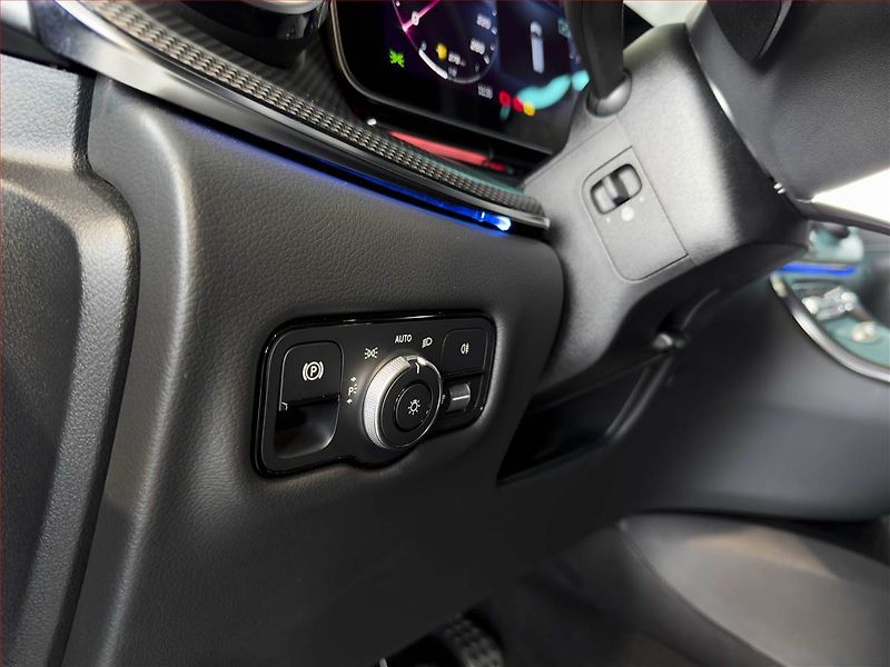 Mercedes-Benz Třídy V (2025) 300 d 4MATIC - fotka 15 z 19