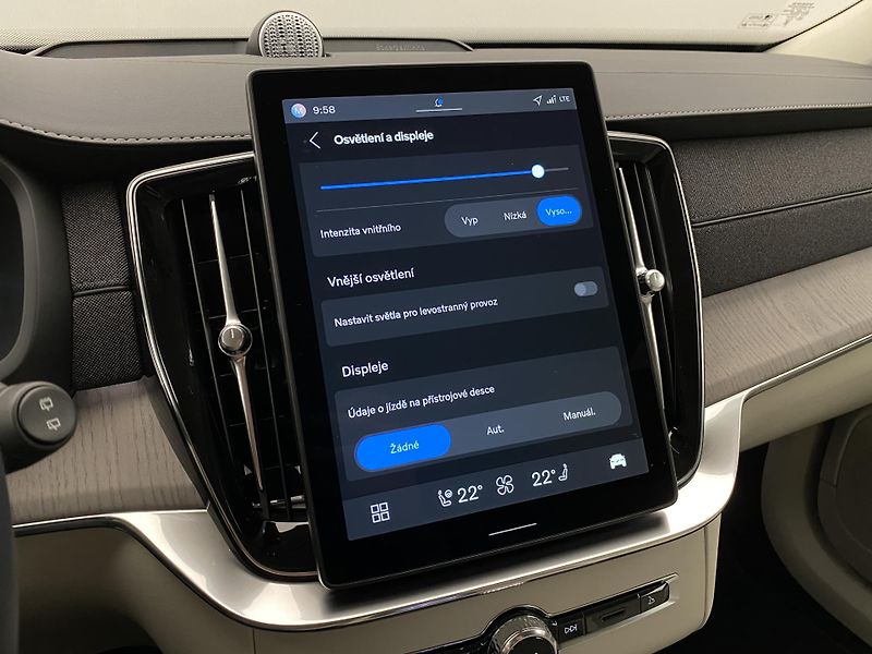 Volvo XC90 (2025) T8 AWD RECHARGE BRIGHT PLUS 7m - fotka 60 z 75