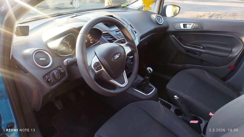 Ford Fiesta (2013) 1.25 16v  60 kw top stav - fotka 5 z 28