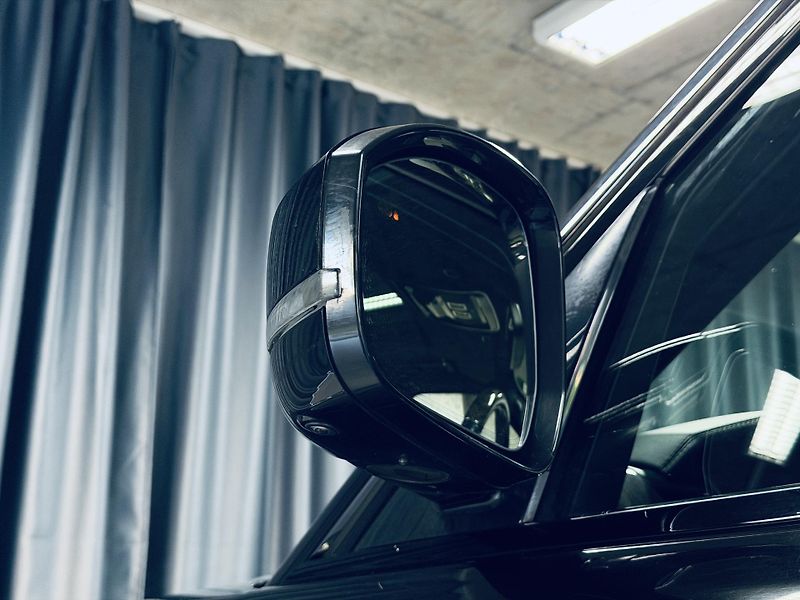 Land Rover Range Rover (2016) 4.4*SD*V8*VOGUE*MASÁŽ*CZ - fotka 10 z 37