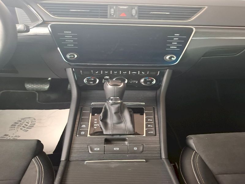 Škoda Superb (2024) COMBI STYLE PLUS TD 110/2.0 7D - fotka 23 z 39