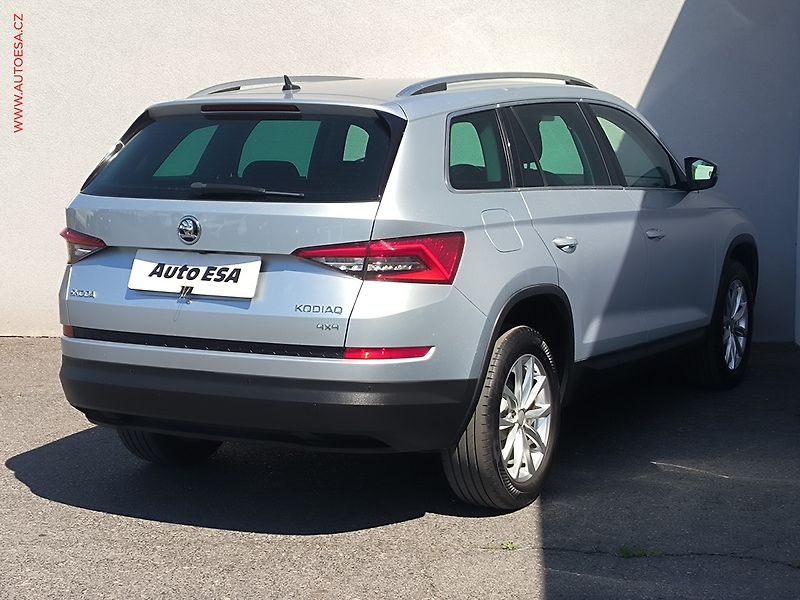 Škoda Kodiaq (2019) 2.0 TDI 4x4, 1.maj,ČR, Style - fotka 4 z 28