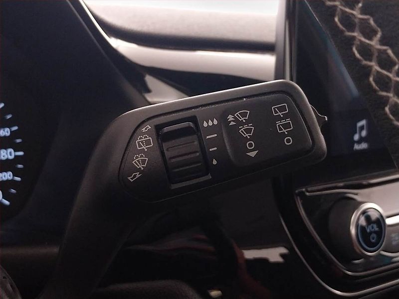 Ford Fiesta (2018) 1.1, Serv.kniha, Vyhř. sedaček - fotka 18 z 20