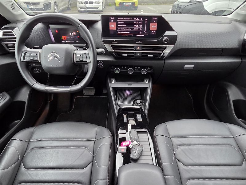 Citroën C4 (2022) 1.5 BHDi 130 SHINE EAT8 - fotka 13 z 38