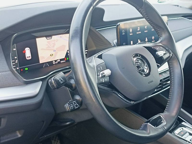 Škoda Octavia (2023) 2.0 TDI DSG Tažné Head Up disp - fotka 27 z 33
