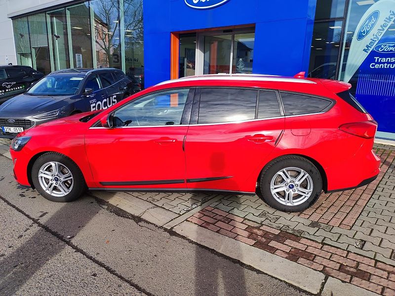 Ford Focus (2020) 1.5TDCi-88KW,ČR 1maj - fotka 7 z 25