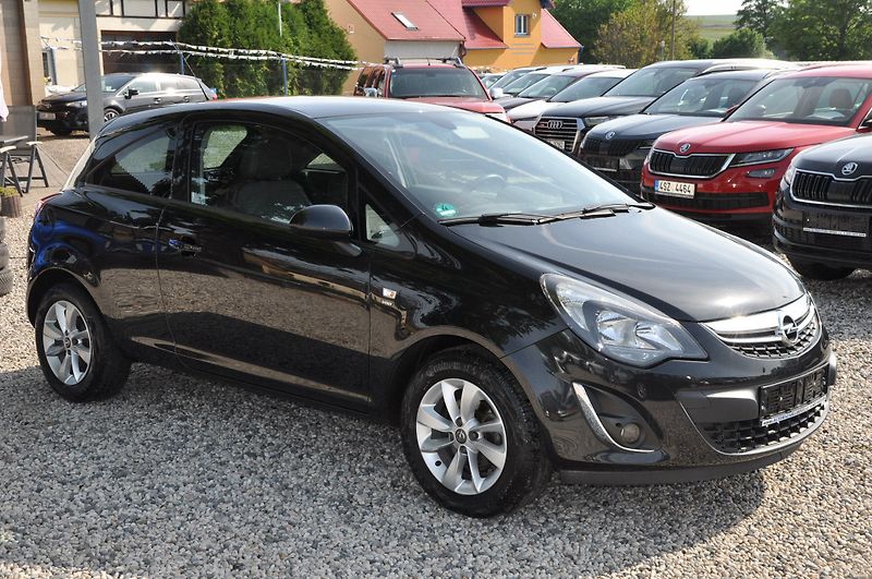 Opel Corsa 1.4i 64kW 3dv. Energy - fotka 2 z 15