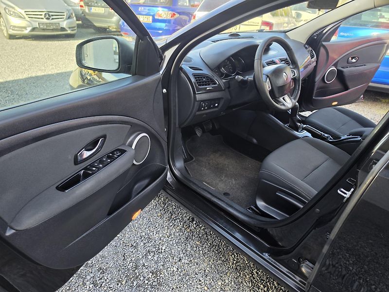 Renault Fluence 1.6 16V Park Senzor  - fotka 19 z 29