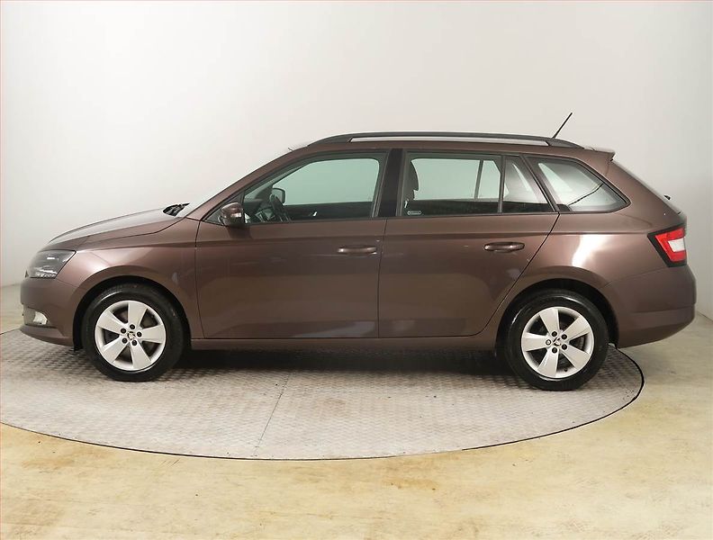 Škoda Fabia (2015) Style 1.2 TSI, ČR,1.maj - fotka 3 z 19